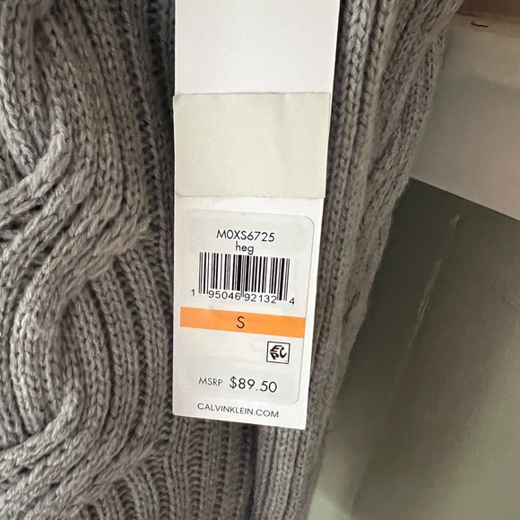 Calvin Klein Chunky Gray Long Sleeve Turtleneck Swirl Sweater 89.50‼️FINAL SALE - Picture 6 of 6